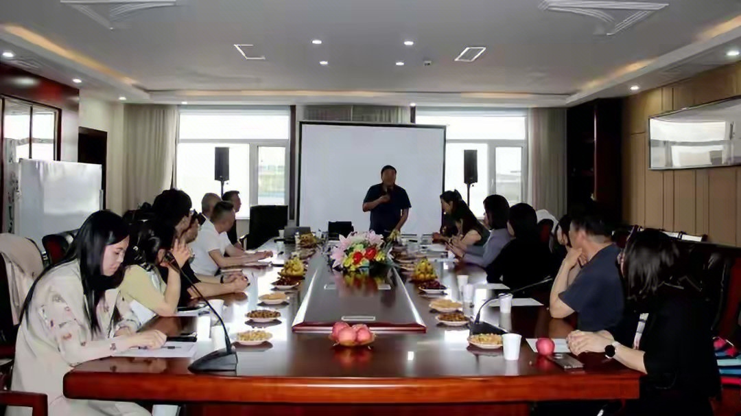 ��Ӣ���׹���ҽҩδ�� ɽ�����׿�����������չ�¾�