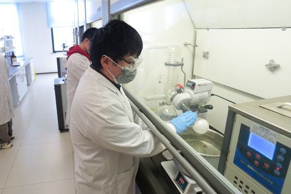 ������Ȩ�������ִ� �й�����ҩӭ�����ƽ�ʱ����